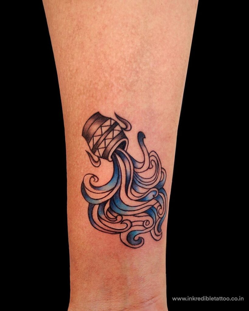 tatuagem de aquario azul